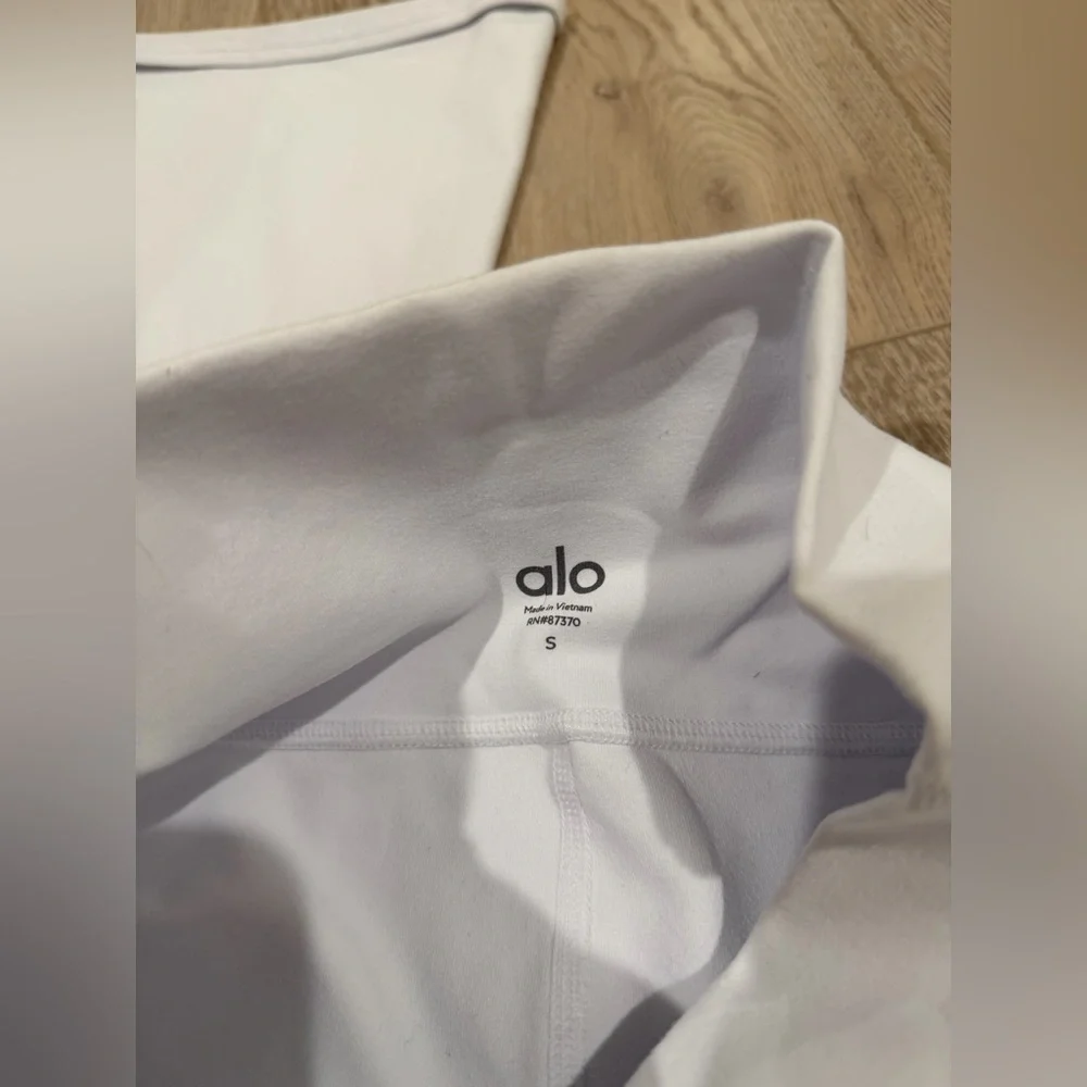 Alo Yoga Airbrush High Waist White 7/8 Bootcut Legging Size Small